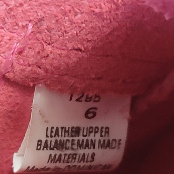 Minnetonka Double Fringe Side Zip Pink Moccasins Child SZ 6 - Picture 9 of 9